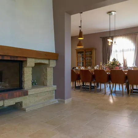 Luxurious In With Swimming Pool Villa