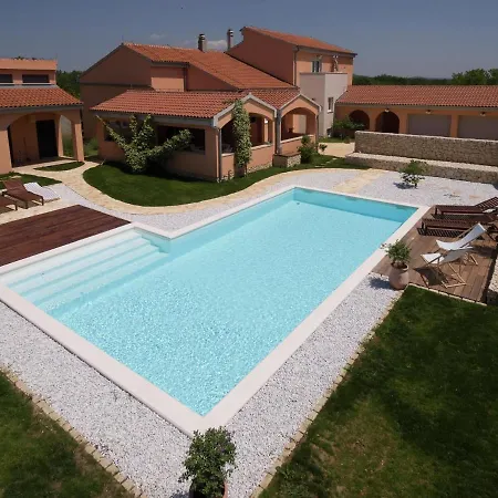 Luxurious In With Swimming Pool Villa